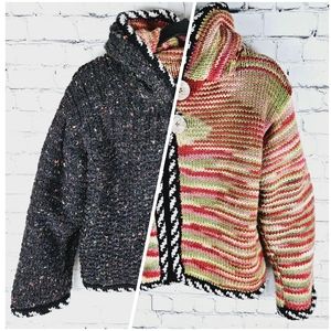 Reversible thick knit hoodie cropped 2-button sweater